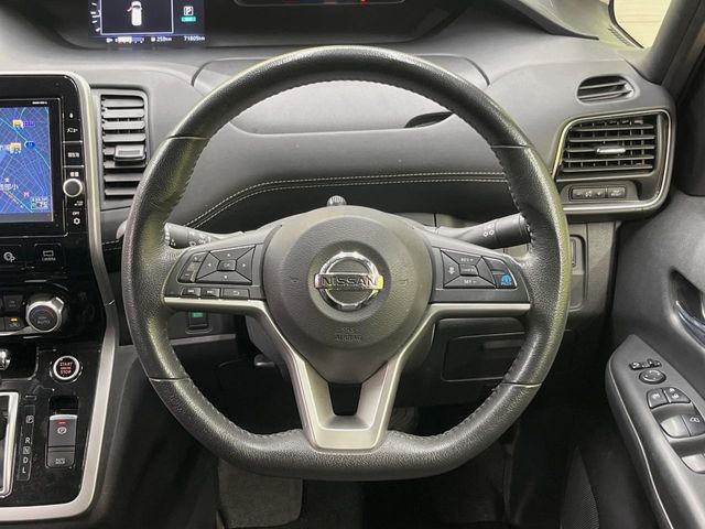 NISSAN SERENA  S-HYBRID 2018 Image 31