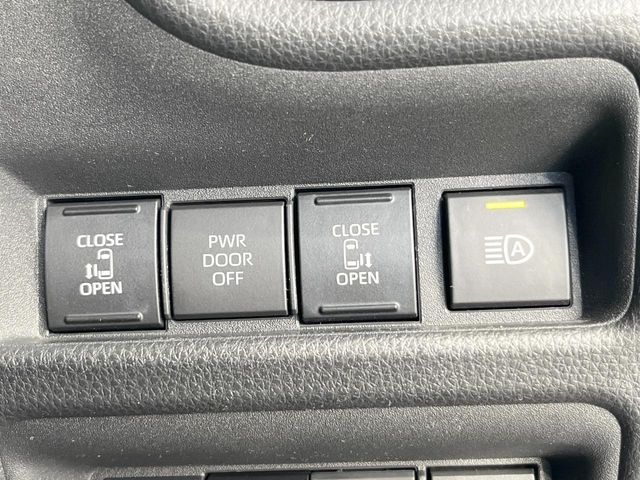 TOYOTA SIENTA HYBRID 2022 Image 31