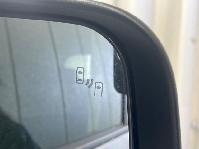 MITSUBISHI DELICA D:5 4WD 2024 Image 31