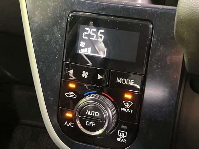 DAIHATSU MOVE CUSTOM 4WD 2015 Image 31