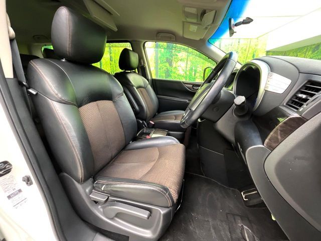 NISSAN ELGRAND 2012 Image 31