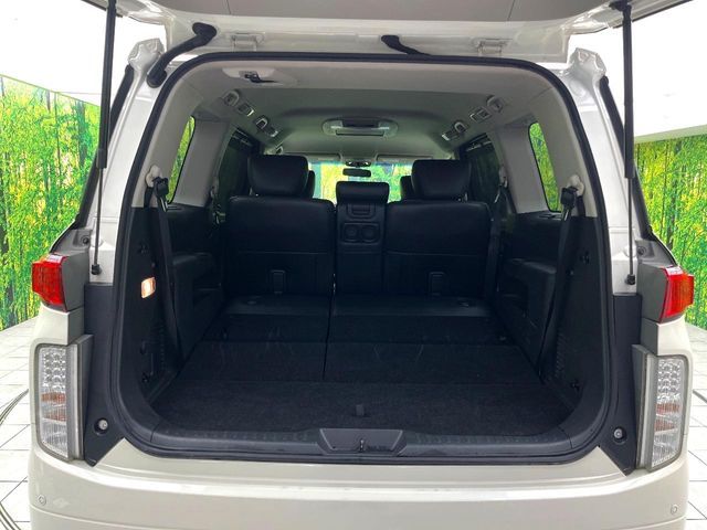 NISSAN ELGRAND 2012 Image 31