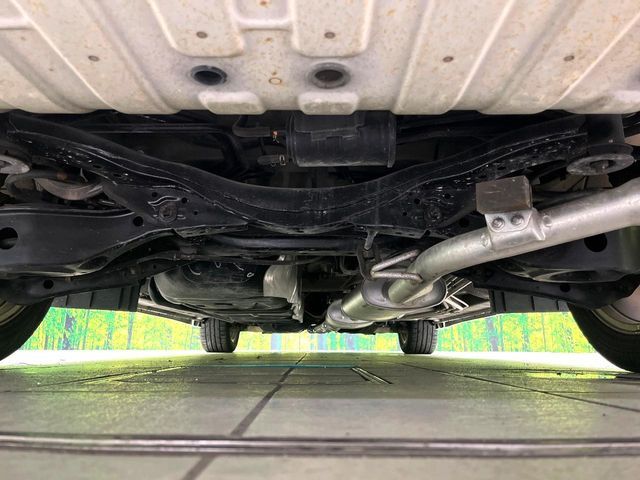 NISSAN ELGRAND 2012 Image 31