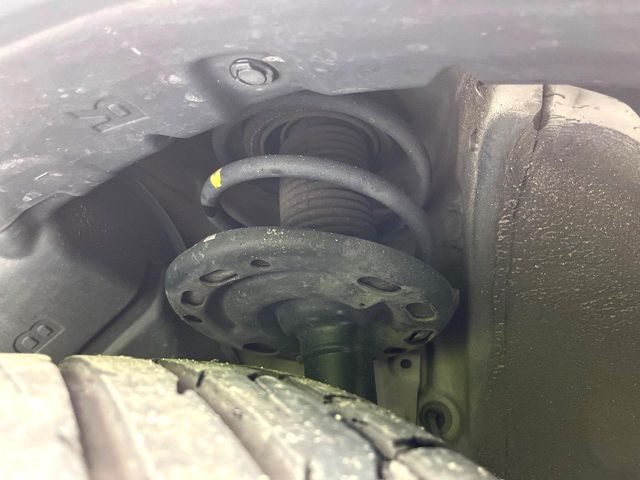 NISSAN ELGRAND 2012 Image 31