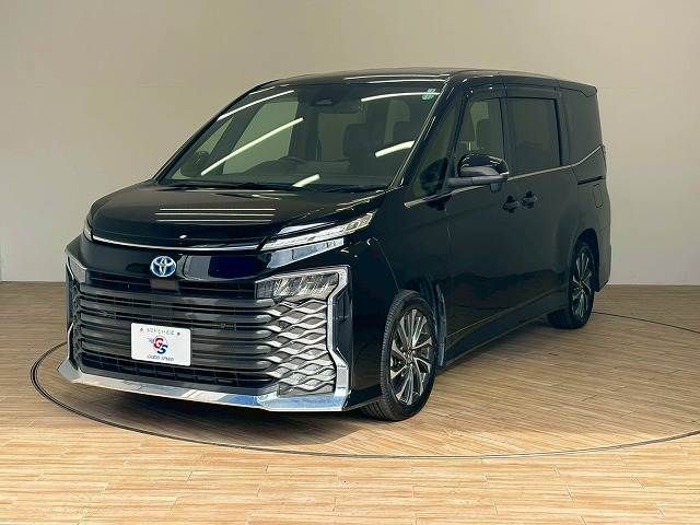 TOYOTA VOXY HYBRID 2022 Image 31