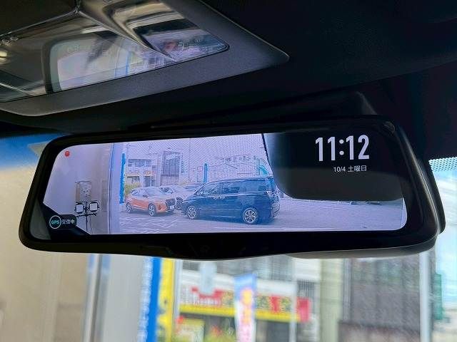 TOYOTA LEXUS NX300H 2018 Image 31