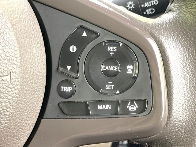 HONDA N BOX 2017 Image 31