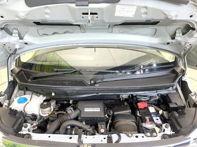 HONDA N BOX 2017 Image 31