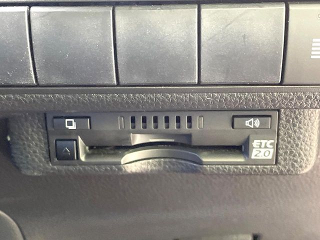 TOYOTA COROLLA TOURING 2020 Image 31