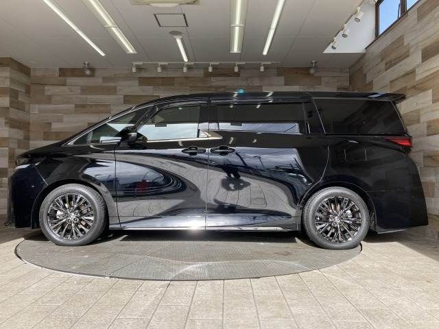 TOYOTA VELLFIRE  HYBRID 2023 Image 31