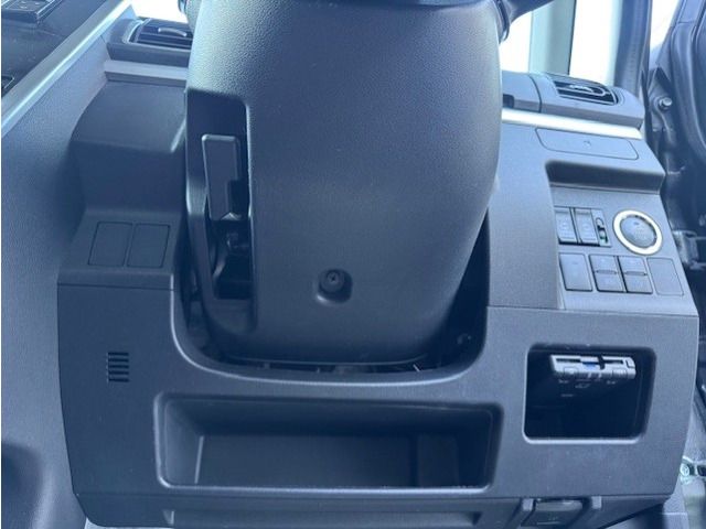 DAIHATSU TANTO 4WD 2019 Image 31