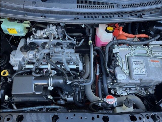 TOYOTA AQUA 2015 Image 31