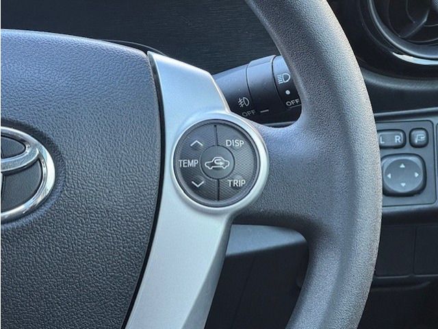 TOYOTA AQUA 2015 Image 31