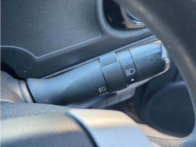 TOYOTA AQUA 2015 Image 31