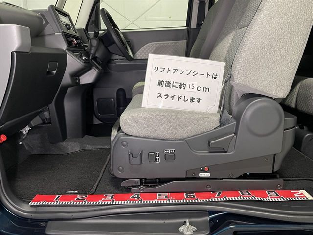 DAIHATSU TANTO 2020 Image 31