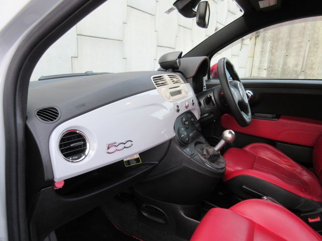 FIAT ABARTH 500 2013 Image 31