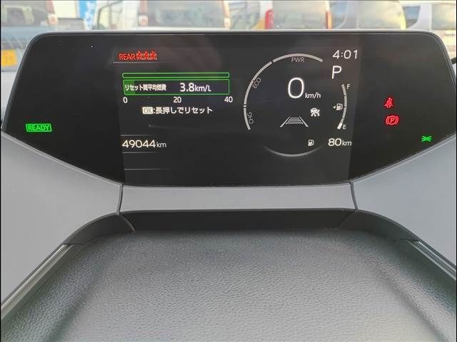 TOYOTA PRIUS 4WD 2023 Image 31