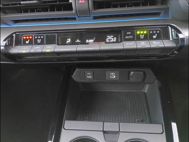 TOYOTA PRIUS 4WD 2023 Image 31