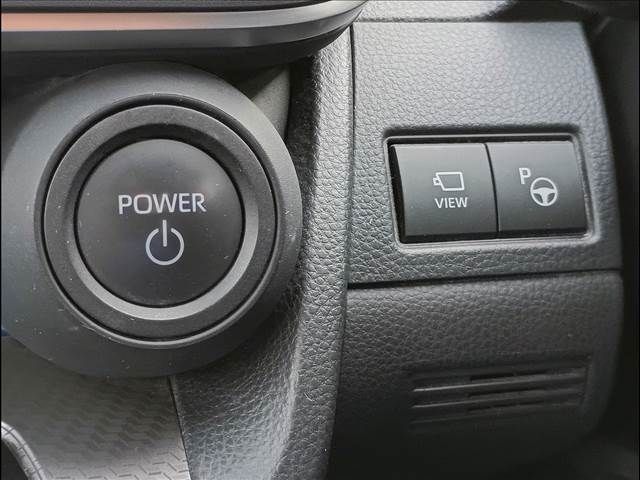 TOYOTA PRIUS 4WD 2023 Image 31