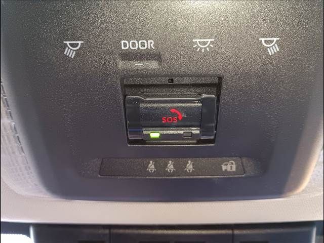 TOYOTA PRIUS 4WD 2023 Image 31