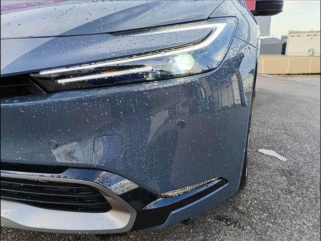 TOYOTA PRIUS 4WD 2023 Image 31