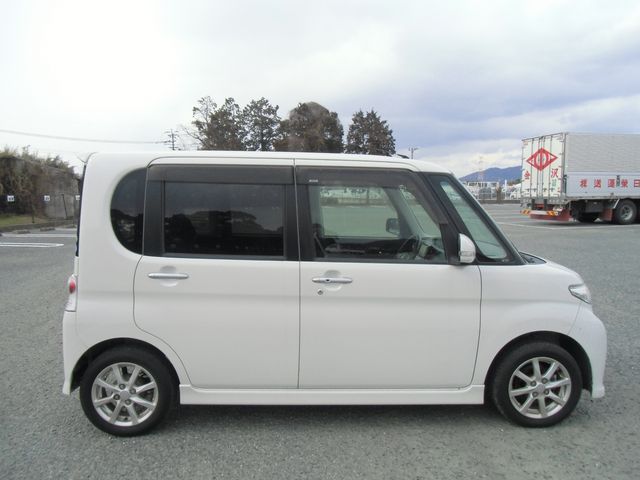 DAIHATSU TANTO CUSTOM 2011 Image 31