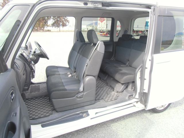 DAIHATSU TANTO CUSTOM 2011 Image 31