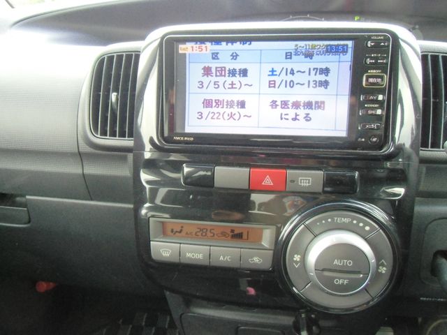 DAIHATSU TANTO CUSTOM 2011 Image 31