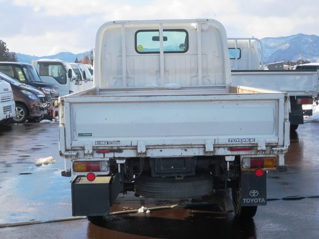 TOYOTA TOYOACE 2012 Image 31