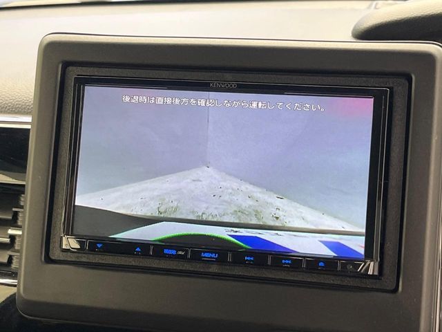 HONDA N BOX CUSTOM 2023 Image 31