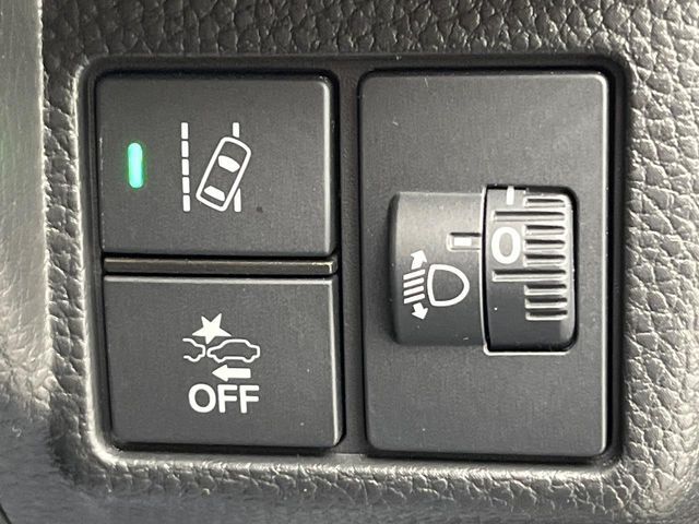 HONDA N BOX CUSTOM 2023 Image 31