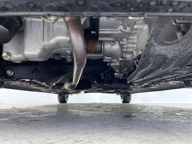 HONDA N BOX CUSTOM 2023 Image 31