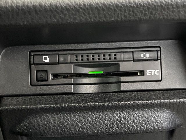 TOYOTA NOAH 2015 Image 31