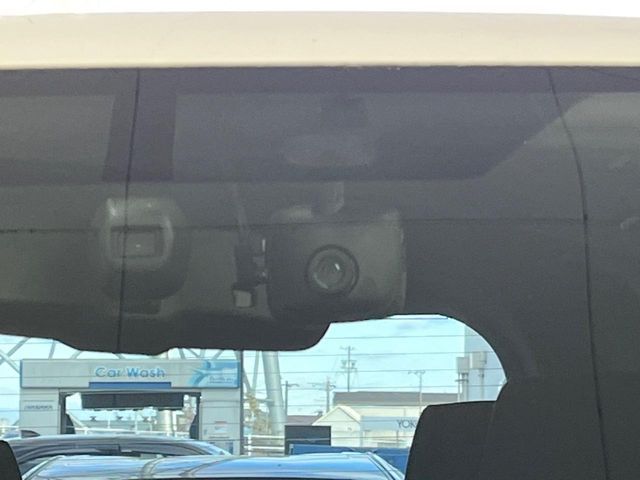 TOYOTA NOAH 2015 Image 31