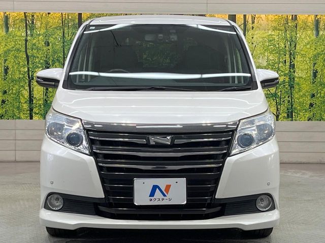 TOYOTA NOAH 2015 Image 31