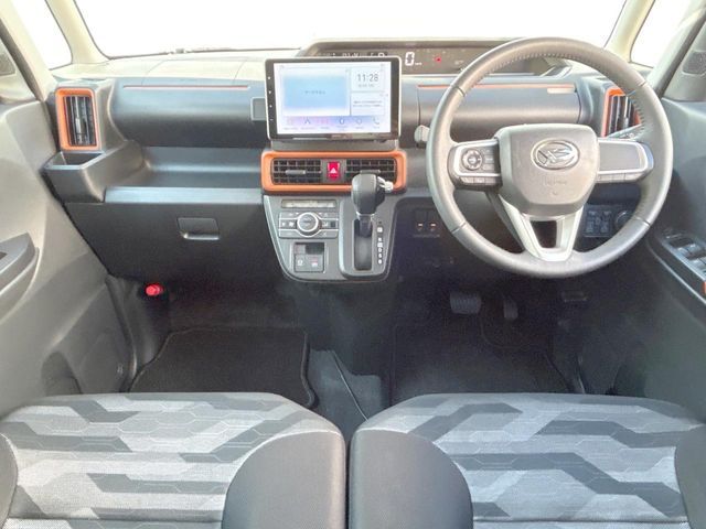 DAIHATSU TANTO FAN CROSS 2023 Image 31