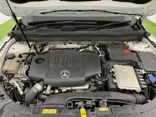 MERCEDES BENZ GLB 2020 Image 31