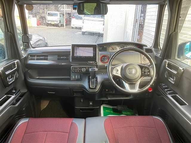 HONDA N BOX CUSTOM 2018 Image 31