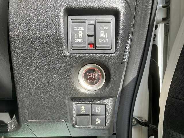 HONDA N BOX CUSTOM 2018 Image 31