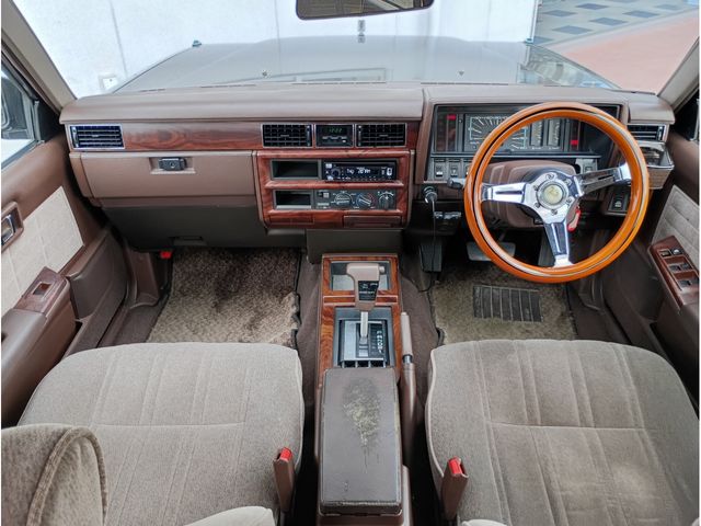 NISSAN CEDRIC WAGON 1998 Image 31