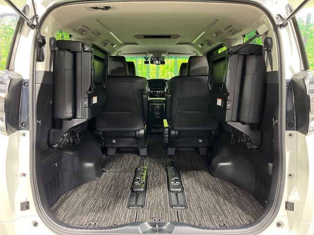 TOYOTA VELLFIRE  HYBRID 4WD 2021 Image 31