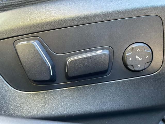 BMW 5SERIES SEDAN 2024 Image 31