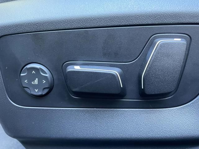 BMW 5SERIES SEDAN 2024 Image 31