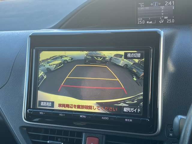 TOYOTA NOAH HYBRID 2018 Image 31