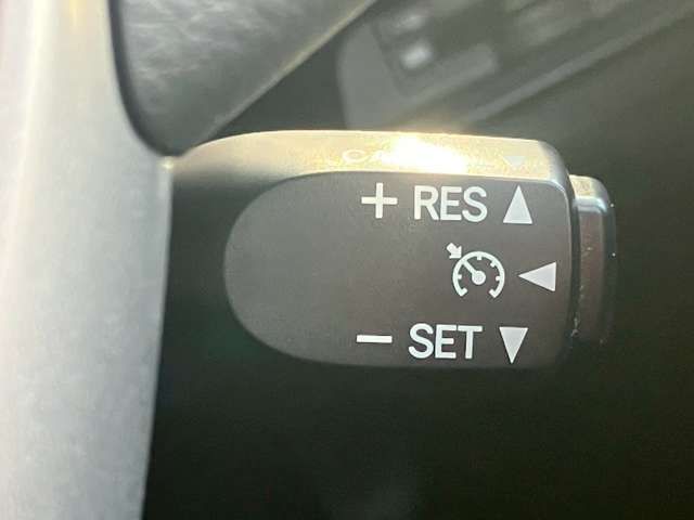 TOYOTA NOAH HYBRID 2018 Image 31