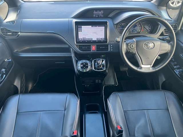 TOYOTA NOAH HYBRID 2018 Image 31