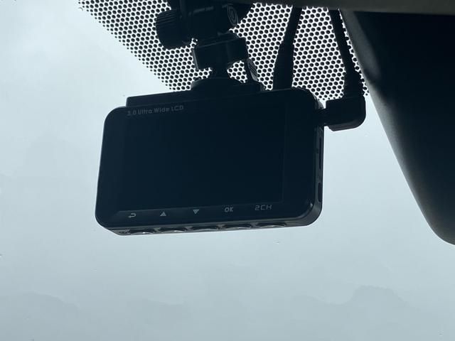 TOYOTA NOAH HYBRID 2018 Image 31