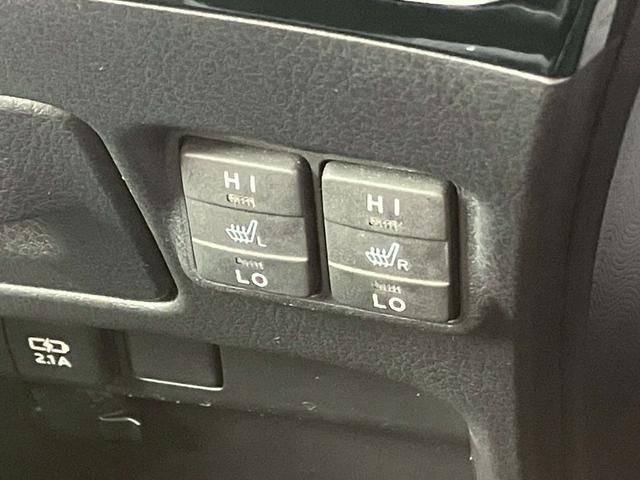 TOYOTA NOAH HYBRID 2018 Image 31