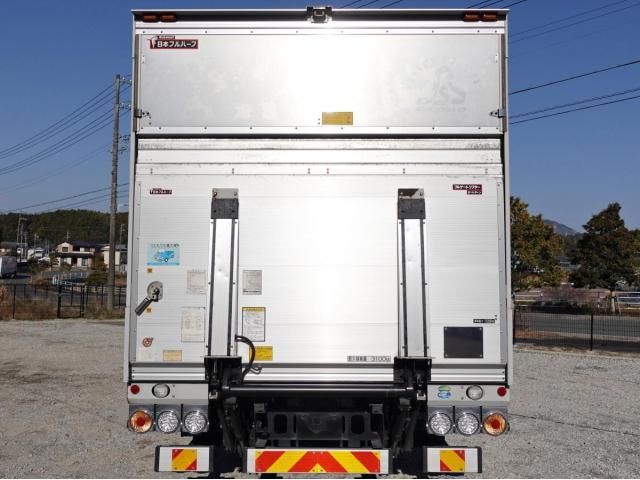 ISUZU FORWARD 2018 Image 31