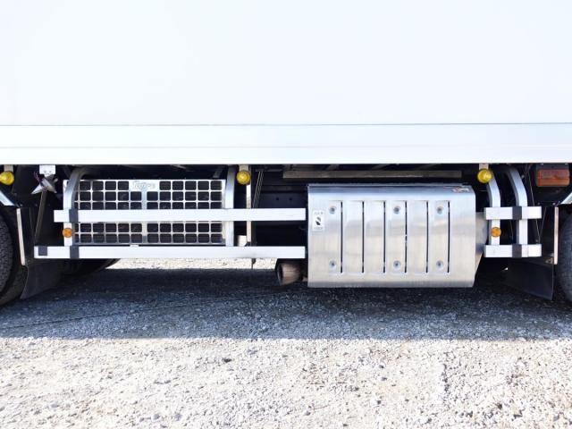 MITSUBISHI FUSOU SUPER GREAT 2017 Image 31